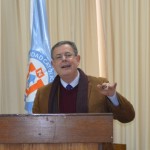 Comunidad universitaria reflexiona sobre pensar social de la iglesia y la economía