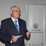 Fundador y presidente de la Comunidad Gen expuso en la Casa Central