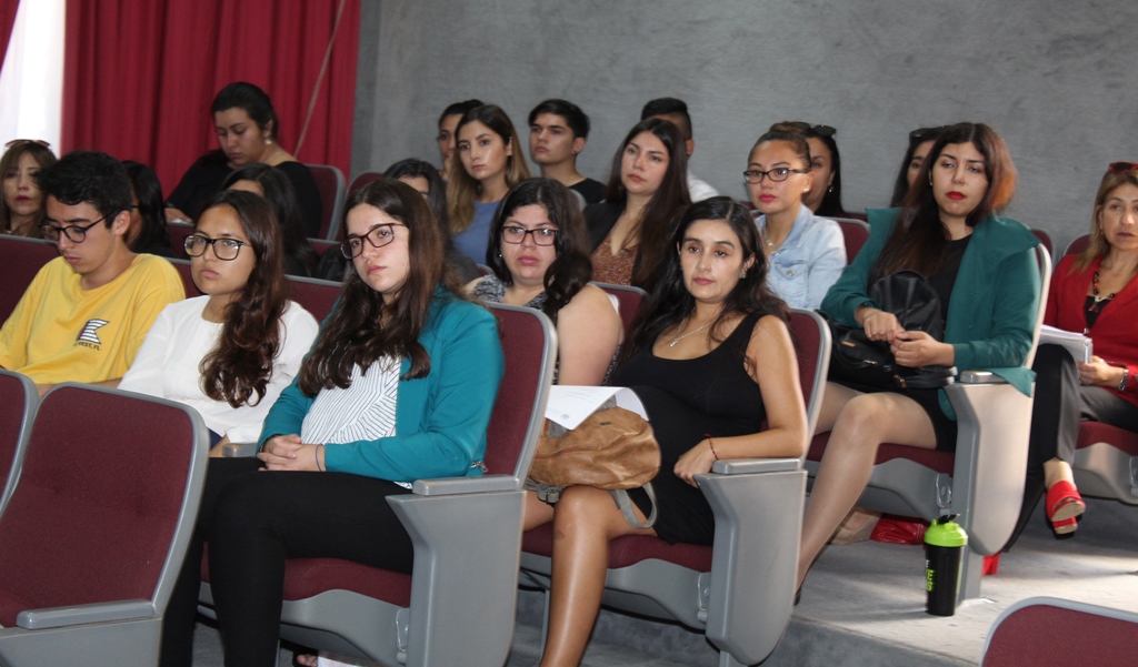 Seminario sobre Infancia y Vulnerabilidad en la Casa Central de la UCN