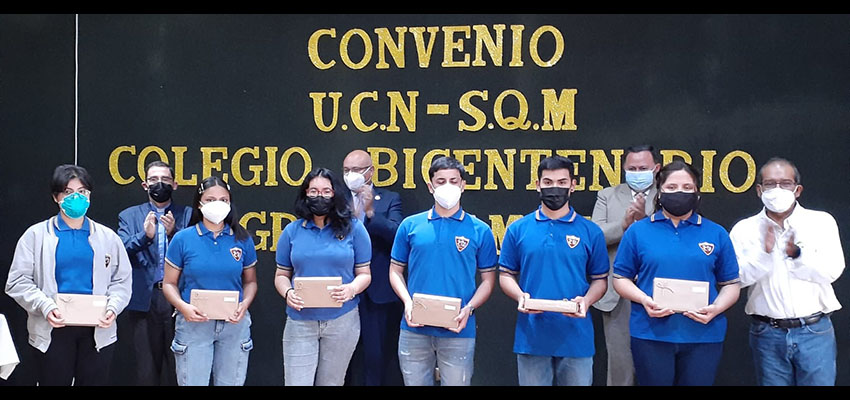 Firman convenio para fortalecer Propedéutico UCN