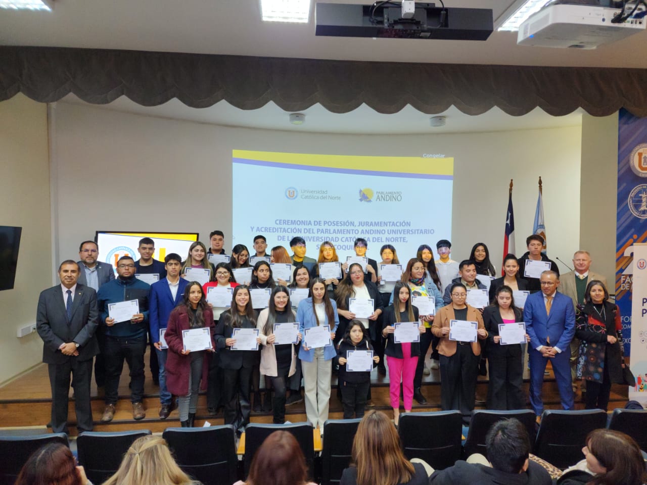 43 estudiantes de la UCN ya son parte del Parlamento Andino Universitario
