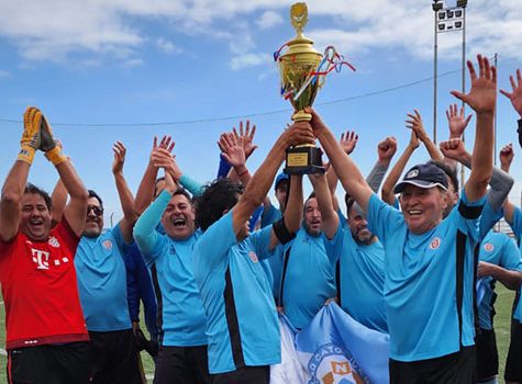 “Viejos Cracks” UCN fueron campeones invictos en inolvidable temporada