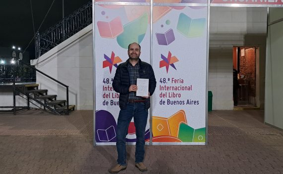 Académico de la UCN presentó libro en “Feria Internacional del Libro en Buenos Aires”
