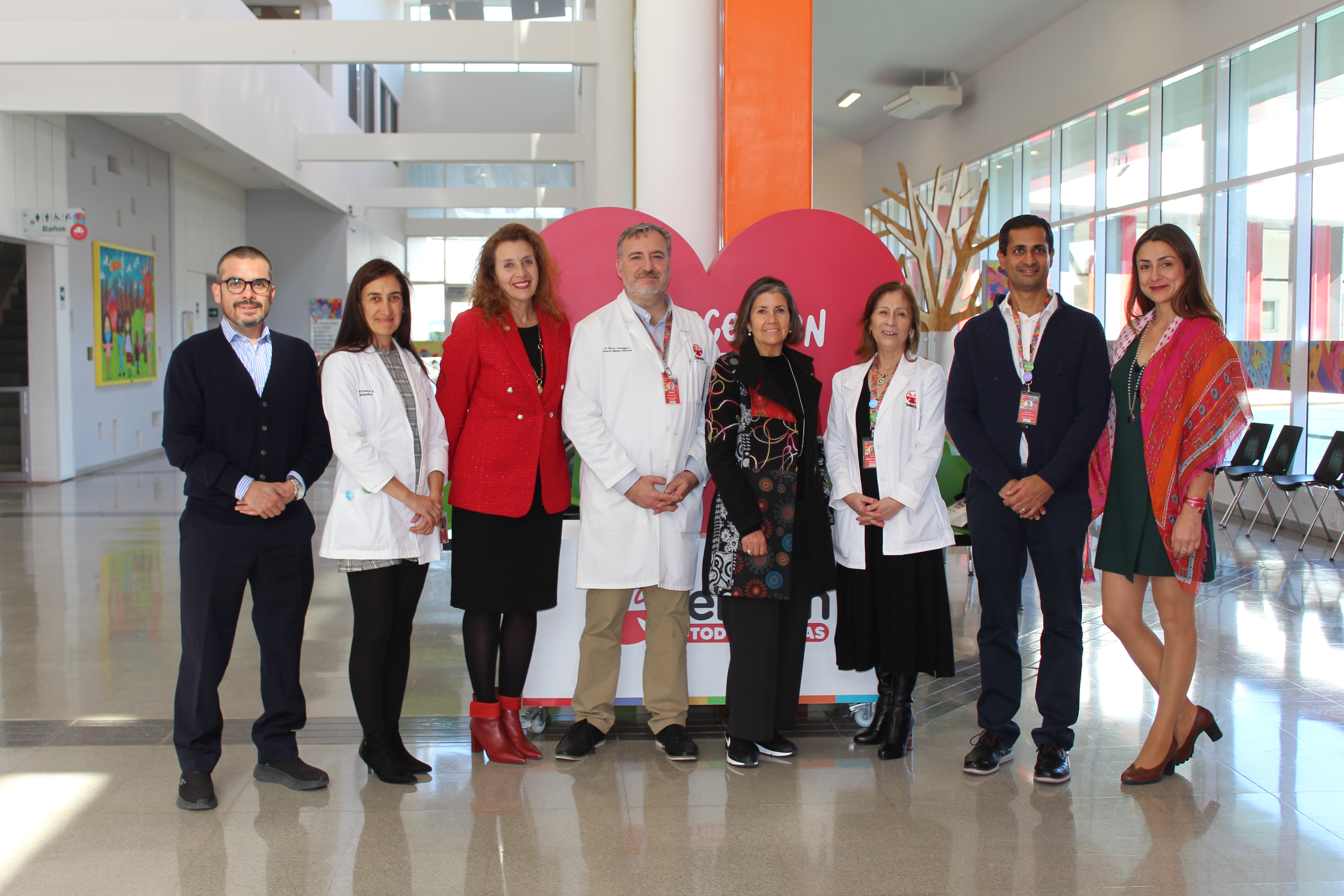 Convenio entre Teletón y Universidad Católica del Norte permitirá fortalecer la medicina física y rehabilitación en la región