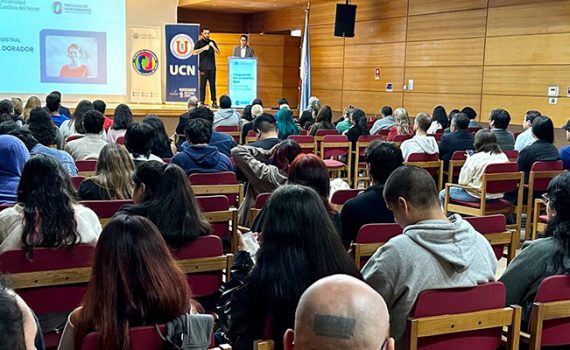 Facultad de Humanidades UCN inició Año Académico con conferencia sobre inequidad de género
