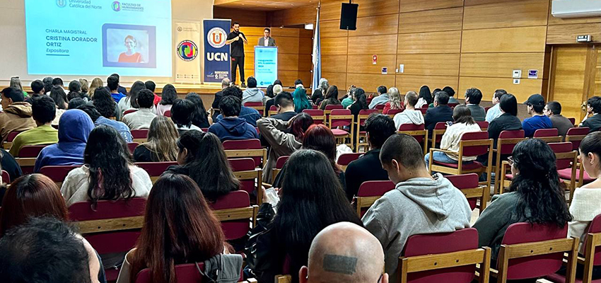 Facultad de Humanidades UCN inició Año Académico con conferencia sobre inequidad de género